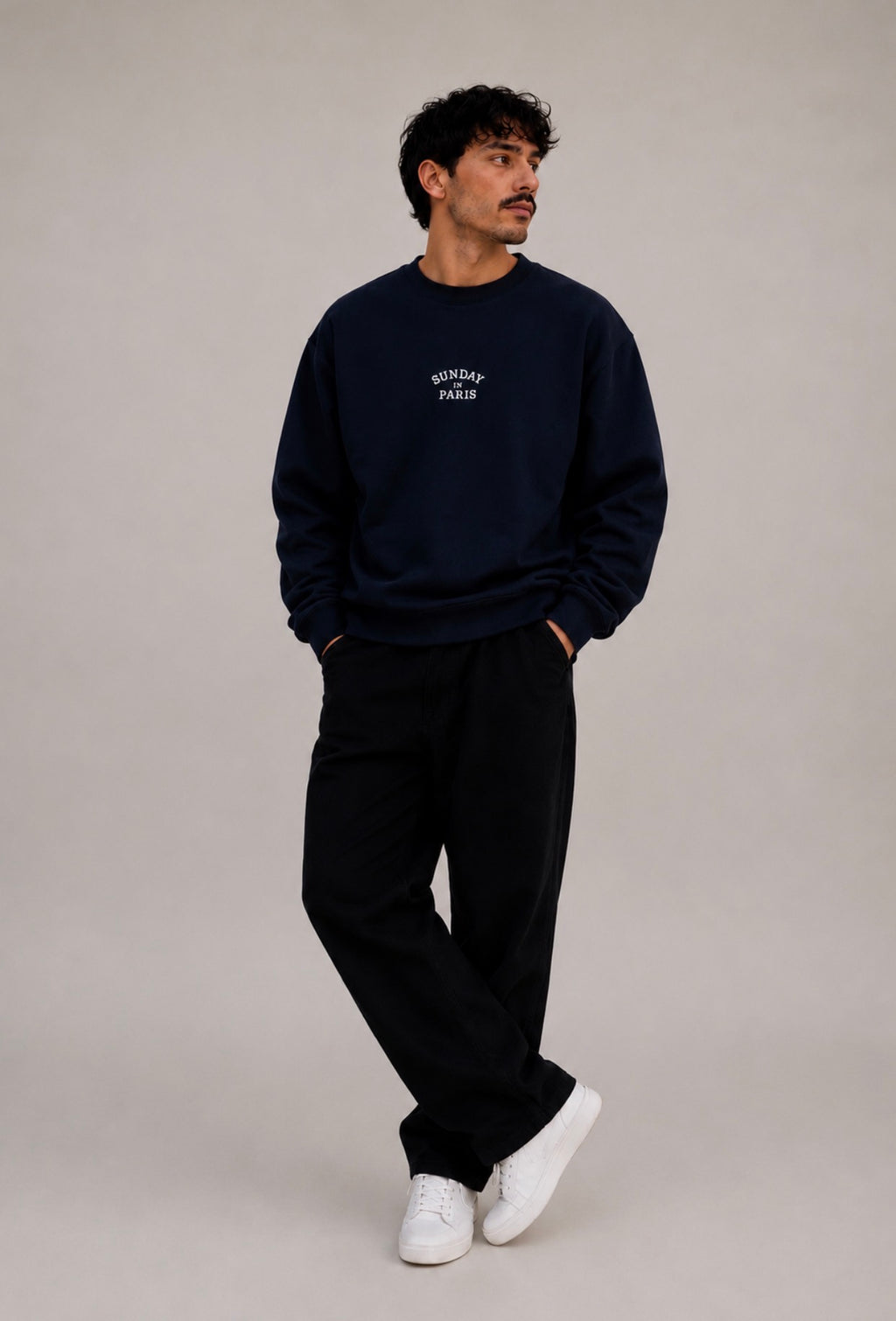 Sunday In Paris Crewneck - Navy