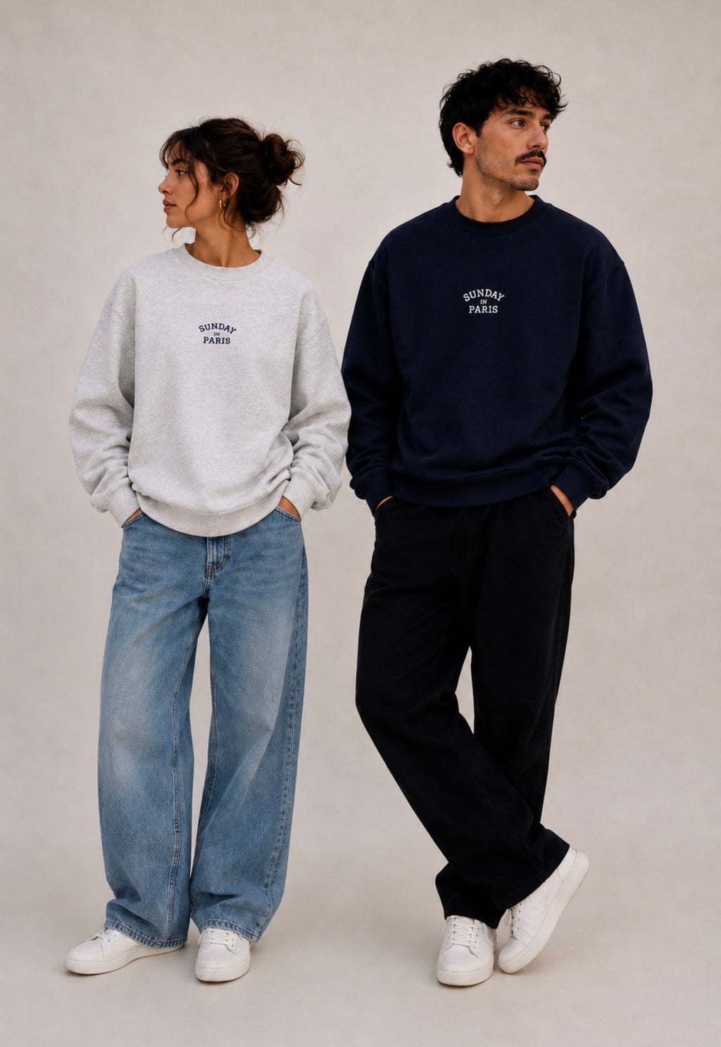 Sunday In Paris Crewneck - Navy